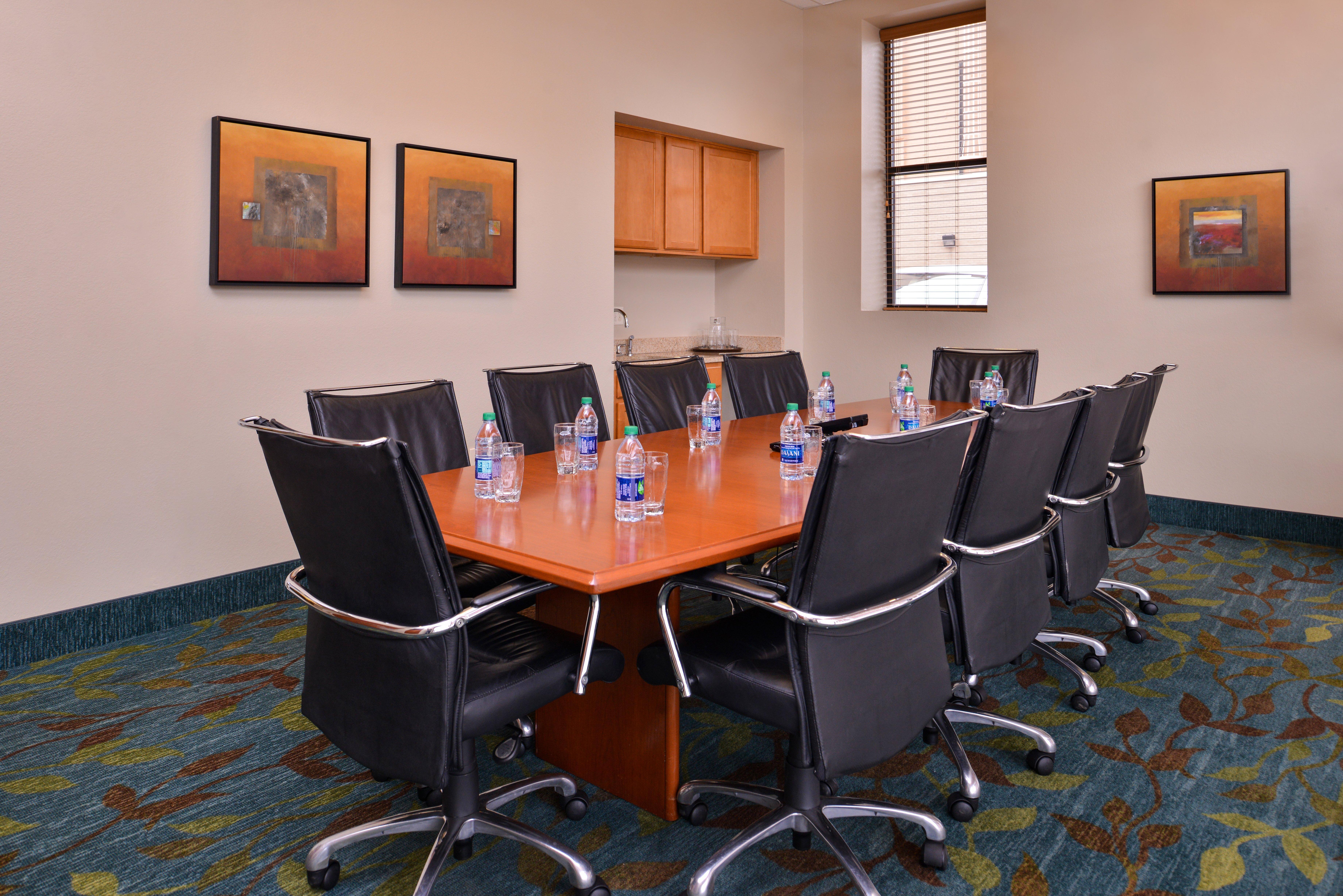 Candlewood Suites Terre Haute By Ihg Bagian luar foto