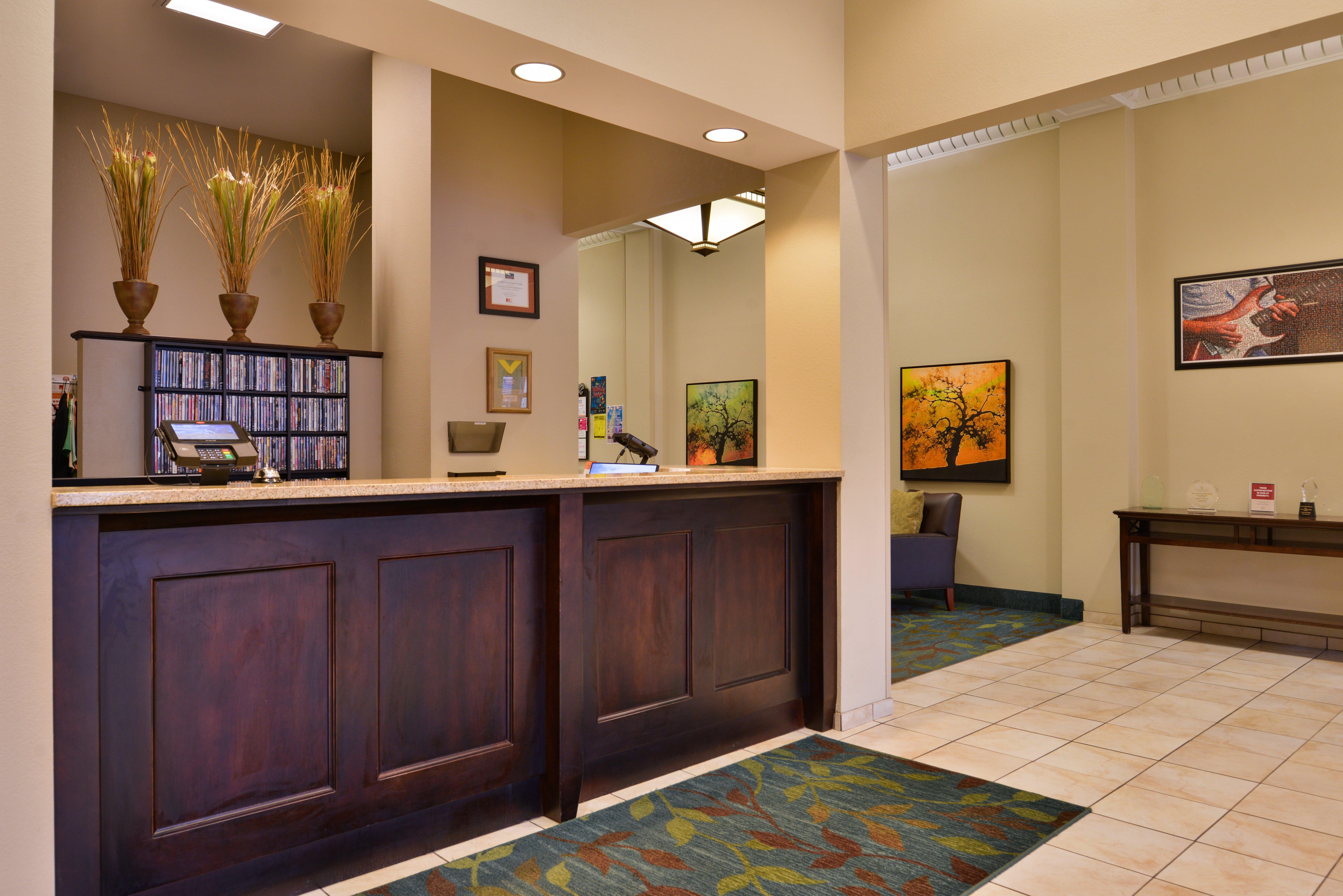 Candlewood Suites Terre Haute By Ihg Bagian luar foto
