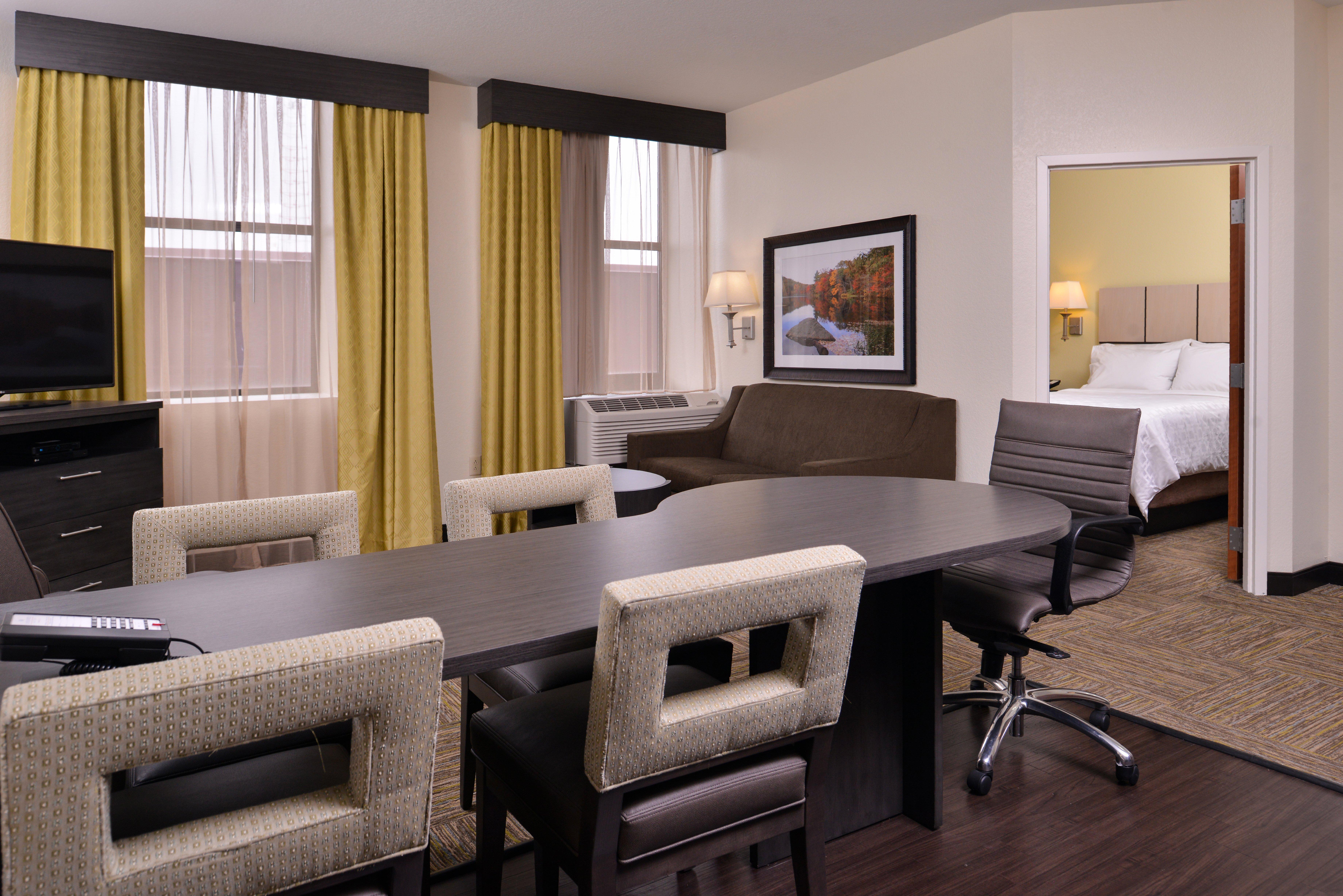 Candlewood Suites Terre Haute By Ihg Bagian luar foto