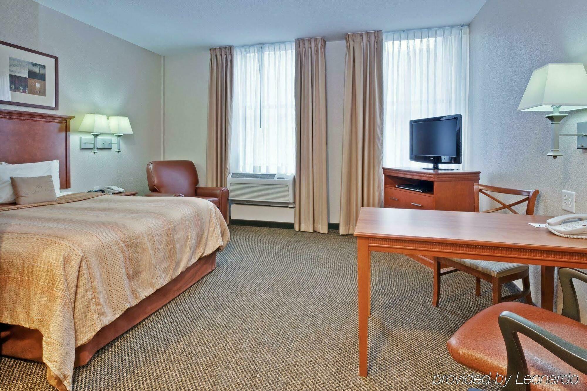 Candlewood Suites Terre Haute By Ihg Bagian luar foto